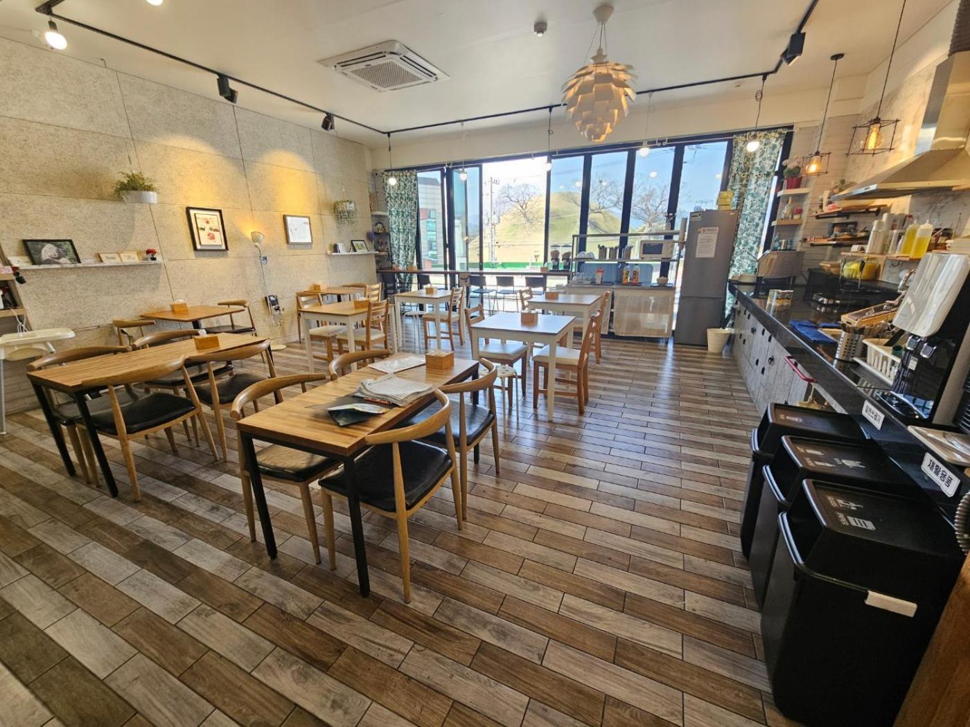 Gyeongju Bonghwangmansion Hostel Buitenkant foto