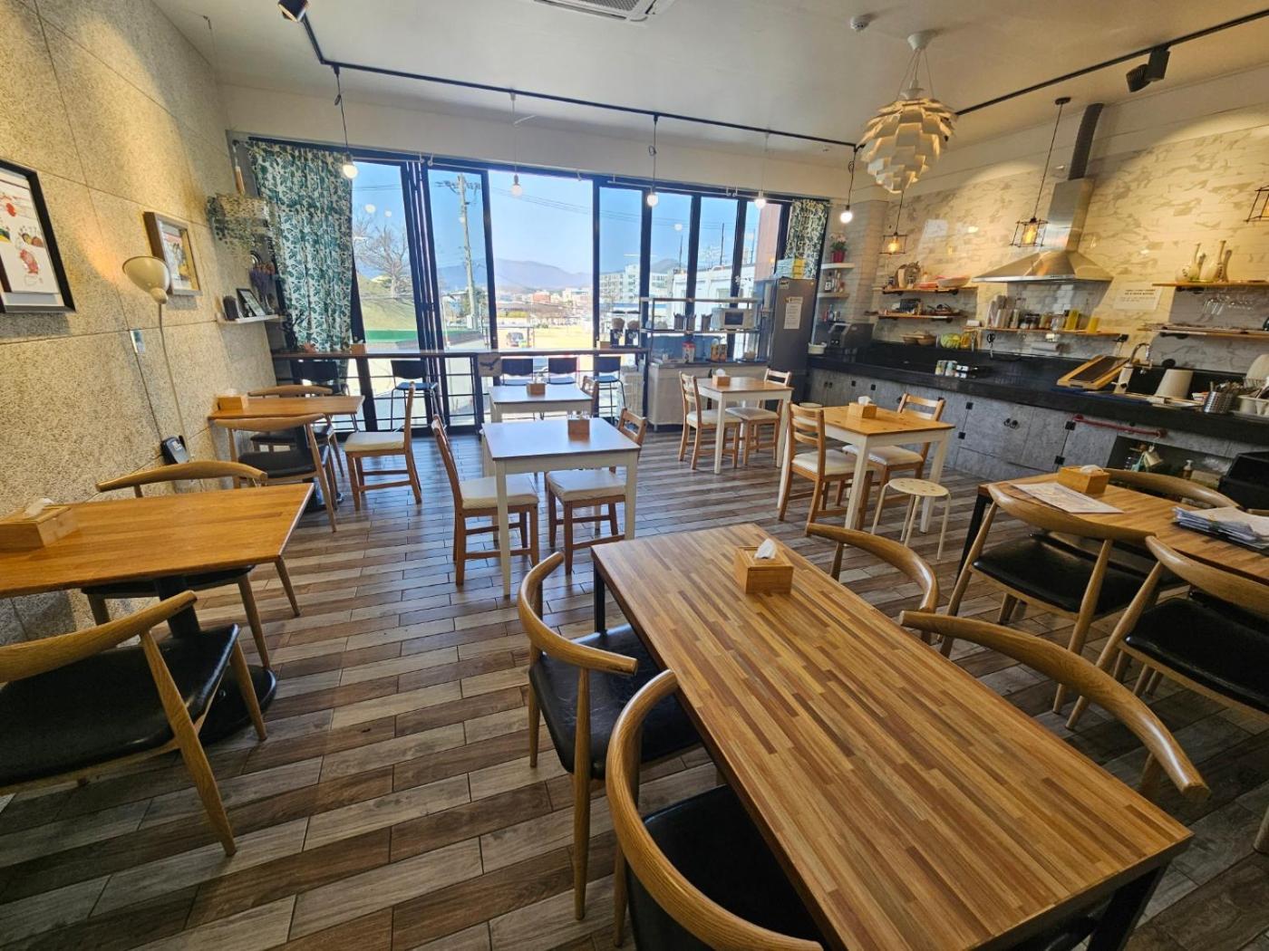 Gyeongju Bonghwangmansion Hostel Buitenkant foto